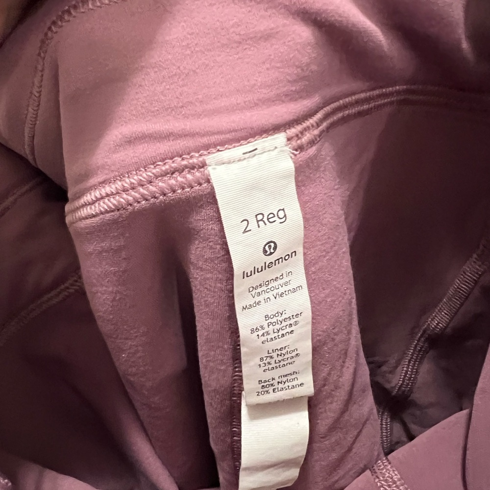 Lululemonn size 2 skirt, EUC